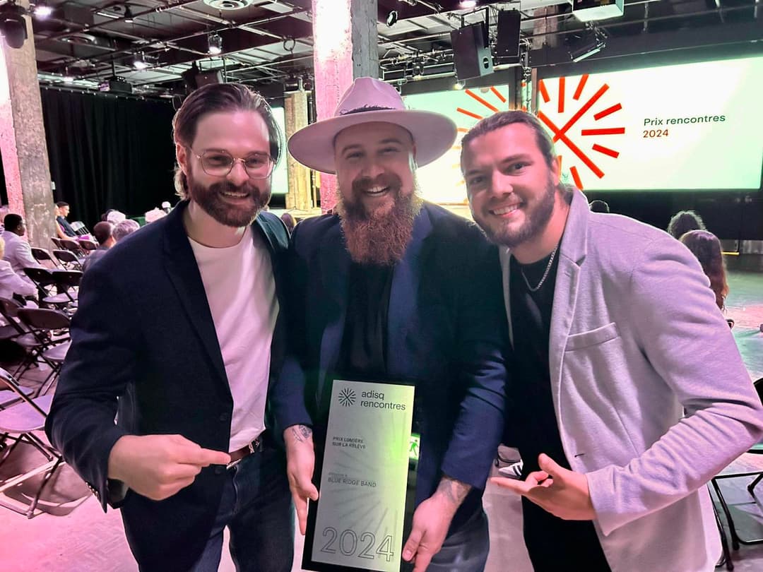 Félicitations à Blue Ridge Band qui remporte le prix « Lumière sur la relève »
